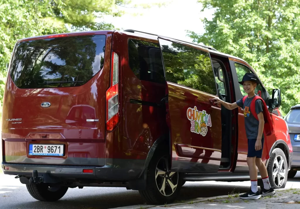 Chůvička Brno - taxi chůva - odvoz dětí